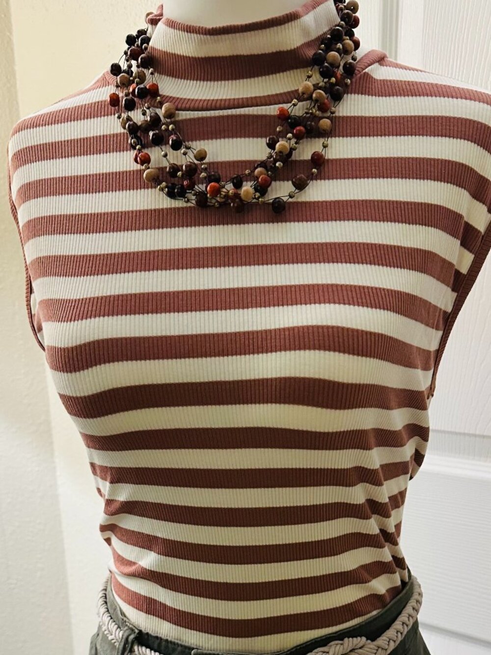 Sanctuary Striped Mock Neck Tank Top Small Clay White Sleeveless Soft Knit
